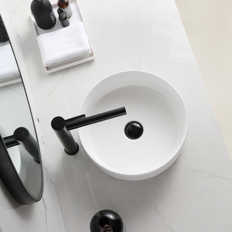 Modern Style Vessel Sink Pure Color Round Ceramic Vessel Sink Clearhalo 'Bathroom Remodel & Bathroom Fixtures' 'Bathroom Sinks & Faucet Components' 'Bathroom Sinks' 'bathroom_sink' 'Home Improvement' 'home_improvement' 'home_improvement_bathroom_sink' 7242055