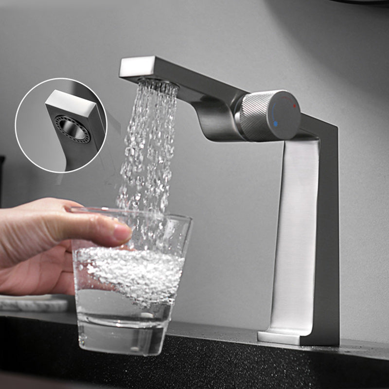 Contemporary Vessel Sink Bathroom Faucet Knob Handle Low Arc Vessel Sink Faucet Clearhalo 'Bathroom Remodel & Bathroom Fixtures' 'Bathroom Sink Faucets' 'Bathroom Sinks & Faucet Components' 'bathroom_sink_faucets' 'Home Improvement' 'home_improvement' 'home_improvement_bathroom_sink_faucets' 7253336