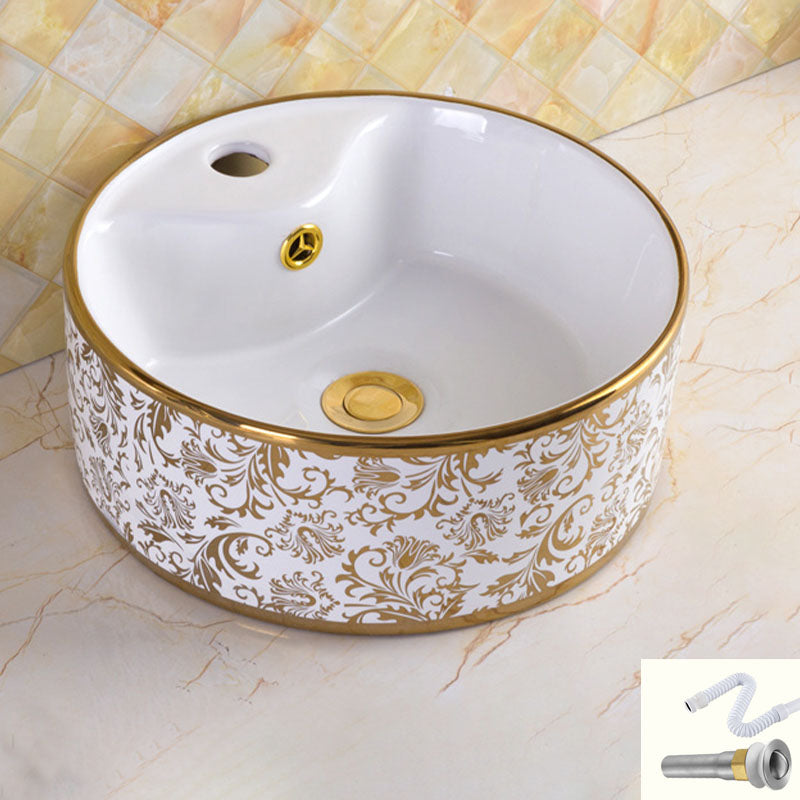 Traditional Vessel Sink Oval Porcelain with Pop-Up Drain and Faucet Vessel Lavatory Sink 14"L x 14"W x 5"H Gold-White Sink Clearhalo 'Bathroom Remodel & Bathroom Fixtures' 'Bathroom Sinks & Faucet Components' 'Bathroom Sinks' 'bathroom_sink' 'Home Improvement' 'home_improvement' 'home_improvement_bathroom_sink' 7253554