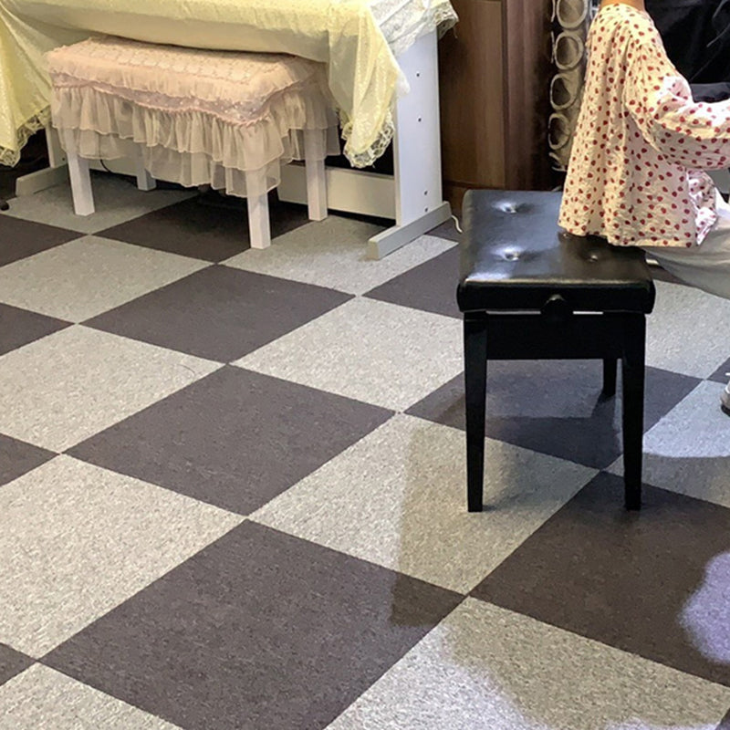 Indoor Carpet Tiles Solid Color Level Loop Stain Resistant Carpet Tiles Clearhalo 'Carpet Tiles & Carpet Squares' 'carpet_tiles_carpet_squares' 'Flooring 'Home Improvement' 'home_improvement' 'home_improvement_carpet_tiles_carpet_squares' Walls and Ceiling' 7253814