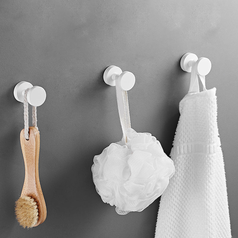 Modern 5-Piece Bathroom Accessory Set, Matte Black/White Robe Hooks Clearhalo 'Bathroom Hardware Sets' 'Bathroom Hardware' 'Bathroom Remodel & Bathroom Fixtures' 'bathroom_hardware_sets' 'Home Improvement' 'home_improvement' 'home_improvement_bathroom_hardware_sets' 7258767