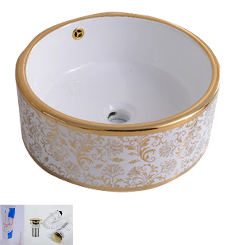 Traditional Vessel Bathroom Sink Oval Porcelain with Overflow Vessel 16.5"L x 16.5"W x 6.7"H Bright White Sink Clearhalo 'Bathroom Remodel & Bathroom Fixtures' 'Bathroom Sinks & Faucet Components' 'Bathroom Sinks' 'bathroom_sink' 'Home Improvement' 'home_improvement' 'home_improvement_bathroom_sink' 7260177