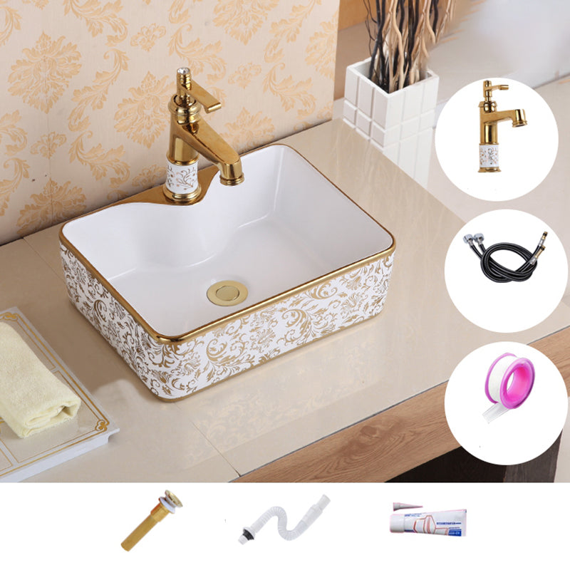 Traditional Vessel Sink Oval Porcelain with Pop-Up Drain Vessel Lavatory Sink 16"L x 12"W x 5"H White Sink with Faucet Clearhalo 'Bathroom Remodel & Bathroom Fixtures' 'Bathroom Sinks & Faucet Components' 'Bathroom Sinks' 'bathroom_sink' 'Home Improvement' 'home_improvement' 'home_improvement_bathroom_sink' 7260197