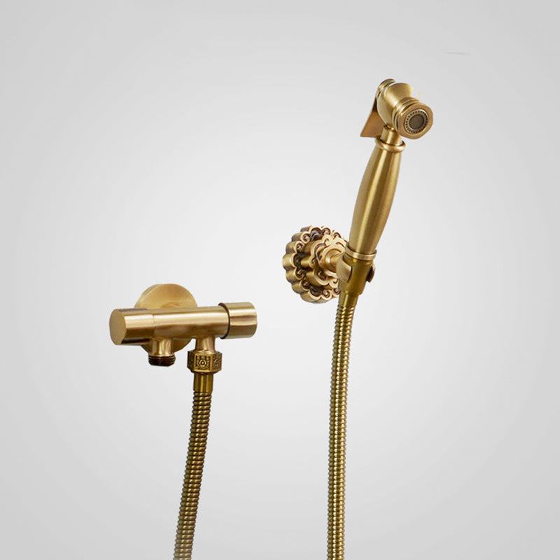 Traditional Style Shower Head in Brass Single Spray Wall-Mount Showerhead Bronze Shower Heads with Holder and Hose Clearhalo 'Bathroom Remodel & Bathroom Fixtures' 'Home Improvement' 'home_improvement' 'home_improvement_shower_heads' 'Shower Heads' 'shower_heads' 'Showers & Bathtubs Plumbing' 'Showers & Bathtubs' 7268678