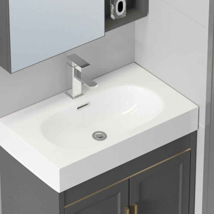 Glam Single Ceramic Top Vanity Oval Wall Mount Vanity Set with Mirror Clearhalo 'Bathroom Remodel & Bathroom Fixtures' 'Bathroom Vanities' 'bathroom_vanities' 'Home Improvement' 'home_improvement' 'home_improvement_bathroom_vanities' 7270589