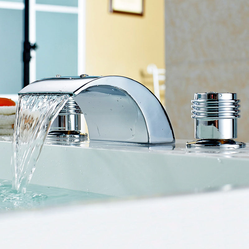 Traditional Roman Tub Faucet Set Copper Fixed Deck-Mount with Handles Silver Low Arc Clearhalo 'Bathroom Remodel & Bathroom Fixtures' 'Bathtub Faucets' 'bathtub_faucets' 'Home Improvement' 'home_improvement' 'home_improvement_bathtub_faucets' 7274738