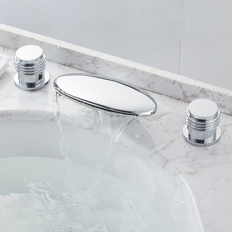 Traditional Roman Tub Faucet Set Copper Fixed Deck-Mount with Handles Silver Small Waterfall Faucet Outlet Clearhalo 'Bathroom Remodel & Bathroom Fixtures' 'Bathtub Faucets' 'bathtub_faucets' 'Home Improvement' 'home_improvement' 'home_improvement_bathtub_faucets' 7274743