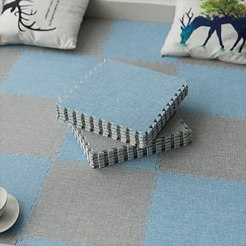 Non-Skid Carpet Tiles Indoor Interlocking Carpet Tiles with Scratch Resistant Light Gray Clearhalo 'Carpet Tiles & Carpet Squares' 'carpet_tiles_carpet_squares' 'Flooring 'Home Improvement' 'home_improvement' 'home_improvement_carpet_tiles_carpet_squares' Walls and Ceiling' 7279906