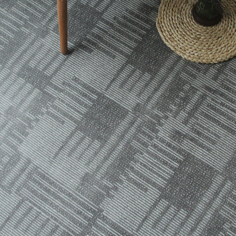 Indoor SPC Flooring Vinyl Wooden Wooden Effect Peel and Stick Flooring Vinyl Clearhalo 'Flooring 'Home Improvement' 'home_improvement' 'home_improvement_vinyl_flooring' 'Vinyl Flooring' 'vinyl_flooring' Walls and Ceiling' 7283079