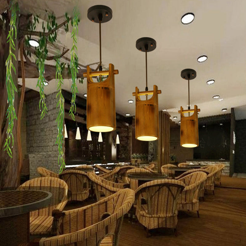 1 Light Hanging Pendant Light Farm Dining Room Ceiling Lamp with Barrel Bamboo Shade in Brown Clearhalo 'Ceiling Lights' 'Industrial Pendants' 'Industrial' 'Middle Century Pendants' 'Pendant Lights' 'Pendants' 'Tiffany' Lighting' 728315