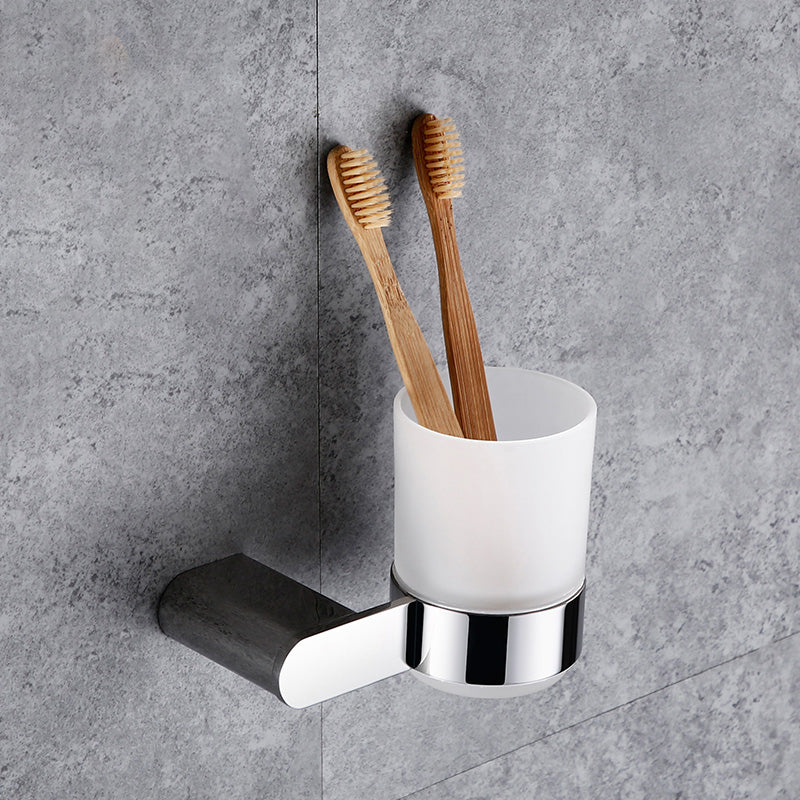 Contemporary Bathroom Accessories Hardware Set in Silver with Soap Dish Toothbrush Holder Clearhalo 'Bathroom Hardware Sets' 'Bathroom Hardware' 'Bathroom Remodel & Bathroom Fixtures' 'bathroom_hardware_sets' 'Home Improvement' 'home_improvement' 'home_improvement_bathroom_hardware_sets' 7285013