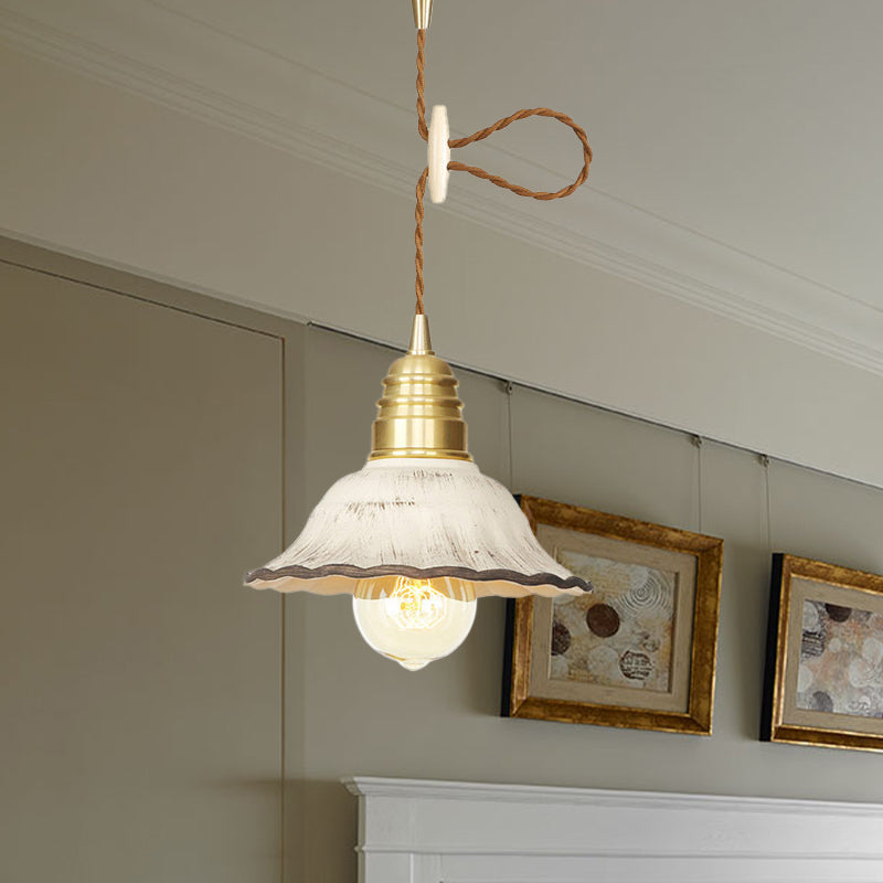 Industrial-Style Scalloped Hanging Light Kit 1 Head Ceramics Pendant Lamp Fixture in Gold Clearhalo 'Art Deco Pendants' 'Cast Iron' 'Ceiling Lights' 'Ceramic' 'Crystal' 'Industrial Pendants' 'Industrial' 'Metal' 'Middle Century Pendants' 'Pendant Lights' 'Pendants' 'Tiffany' Lighting' 728559
