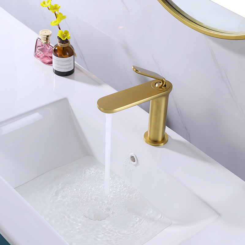 Square Single Hole Sink Faucet Low Arc Bathroom Brass Sink Faucet Clearhalo 'Bathroom Remodel & Bathroom Fixtures' 'Bathroom Sink Faucets' 'Bathroom Sinks & Faucet Components' 'bathroom_sink_faucets' 'Home Improvement' 'home_improvement' 'home_improvement_bathroom_sink_faucets' 7286840