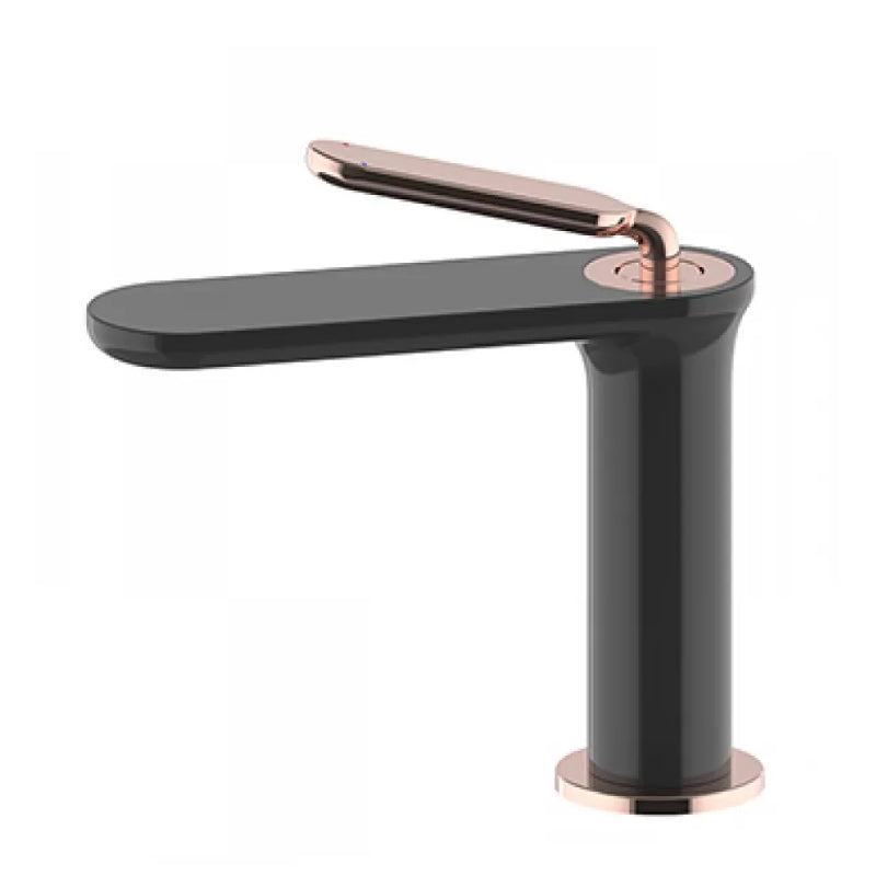 Square Single Hole Sink Faucet Low Arc Bathroom Brass Sink Faucet Black-Gold Short Clearhalo 'Bathroom Remodel & Bathroom Fixtures' 'Bathroom Sink Faucets' 'Bathroom Sinks & Faucet Components' 'bathroom_sink_faucets' 'Home Improvement' 'home_improvement' 'home_improvement_bathroom_sink_faucets' 7286844