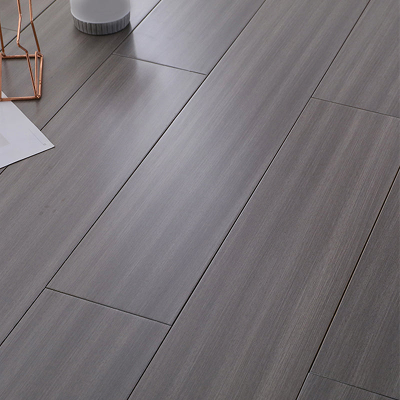 Modern Style Wood Flooring Scratch Resistant Rectangle Nail Wood Flooring Clearhalo 'Flooring 'Hardwood Flooring' 'hardwood_flooring' 'Home Improvement' 'home_improvement' 'home_improvement_hardwood_flooring' Walls and Ceiling' 7286910