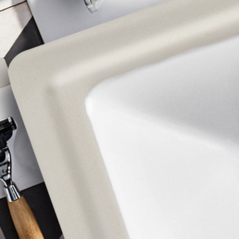 White Porcelain Bathroom Sink with Overflow Vessel Bathroom Sink Clearhalo 'Bathroom Remodel & Bathroom Fixtures' 'Bathroom Sinks & Faucet Components' 'Bathroom Sinks' 'bathroom_sink' 'Home Improvement' 'home_improvement' 'home_improvement_bathroom_sink' 7287097