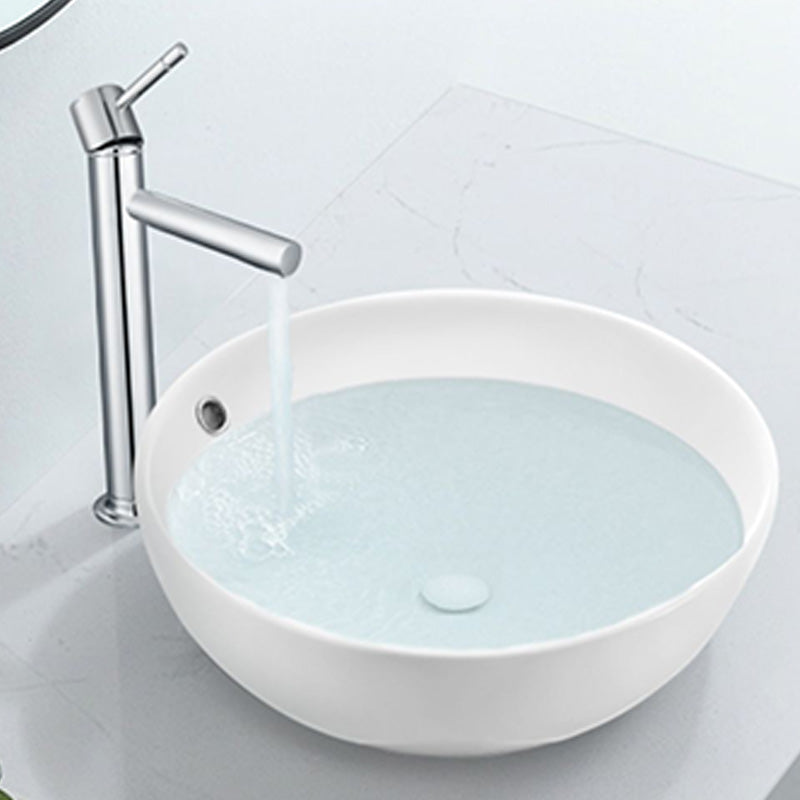 White Porcelain Bathroom Sink with Overflow Vessel Bathroom Sink Clearhalo 'Bathroom Remodel & Bathroom Fixtures' 'Bathroom Sinks & Faucet Components' 'Bathroom Sinks' 'bathroom_sink' 'Home Improvement' 'home_improvement' 'home_improvement_bathroom_sink' 7287100