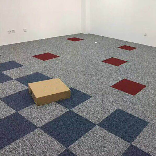 Modern Carpet Tile Non-Skid Fade Resistant Geometry Loose Lay Carpet Tiles Dining Room Clearhalo 'Carpet Tiles & Carpet Squares' 'carpet_tiles_carpet_squares' 'Flooring 'Home Improvement' 'home_improvement' 'home_improvement_carpet_tiles_carpet_squares' Walls and Ceiling' 7289366