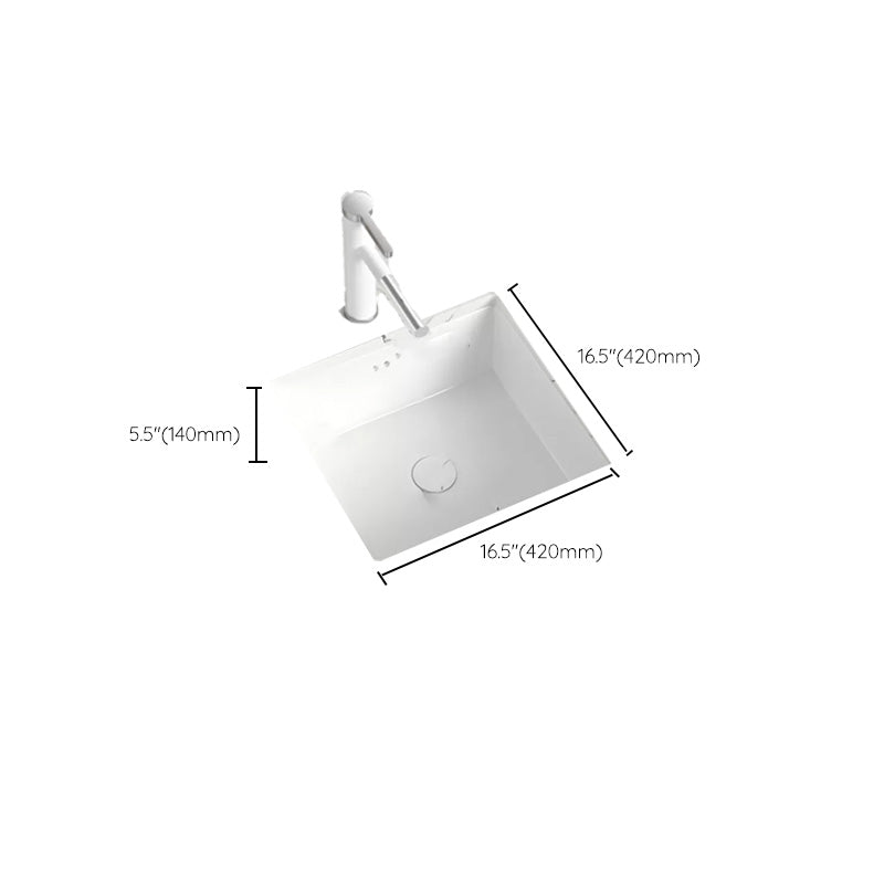 Modern Style Bathroom Sink Undermount Ceramic Bathroom Sink in White Clearhalo 'Bathroom Remodel & Bathroom Fixtures' 'Bathroom Sinks & Faucet Components' 'Bathroom Sinks' 'bathroom_sink' 'Home Improvement' 'home_improvement' 'home_improvement_bathroom_sink' 7291721