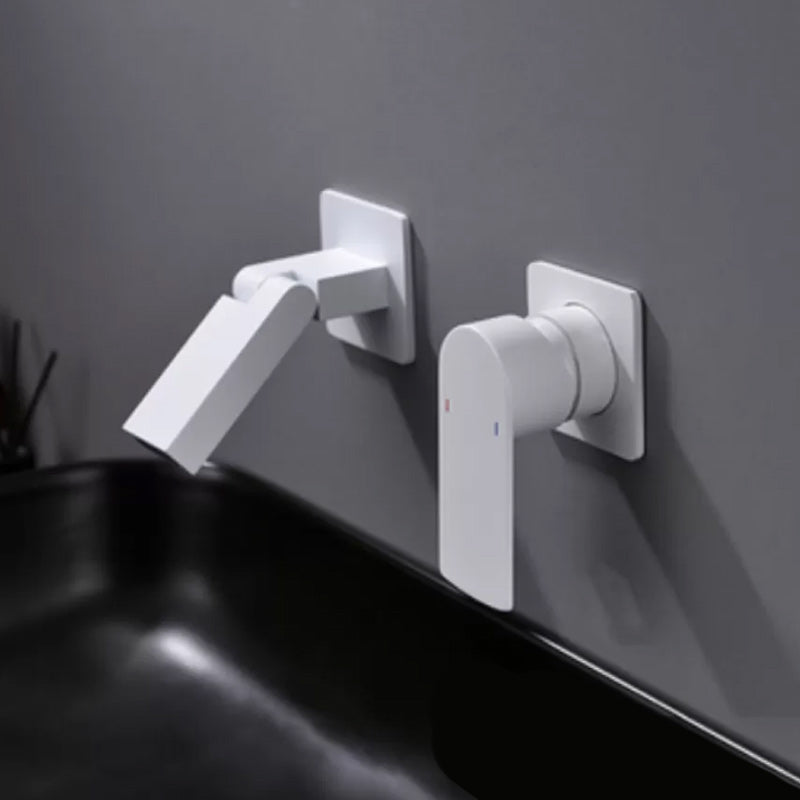 Modern Wall Mounted Bathroom Faucet Waterfall Spout Bathroom Faucet Blanco Clearhalo 'bathroom_sink_faucets' 'Conjunta de Baño y Conjunta de Grifo' 'Coronamiento de Baño y Dispositivo de Baño' 'Grifo del lavabo del baño' 'Hogar' 'home_improvement' 'home_improvement_bathroom_sink_faucets' 'Mejoras para el hogar' 7297335