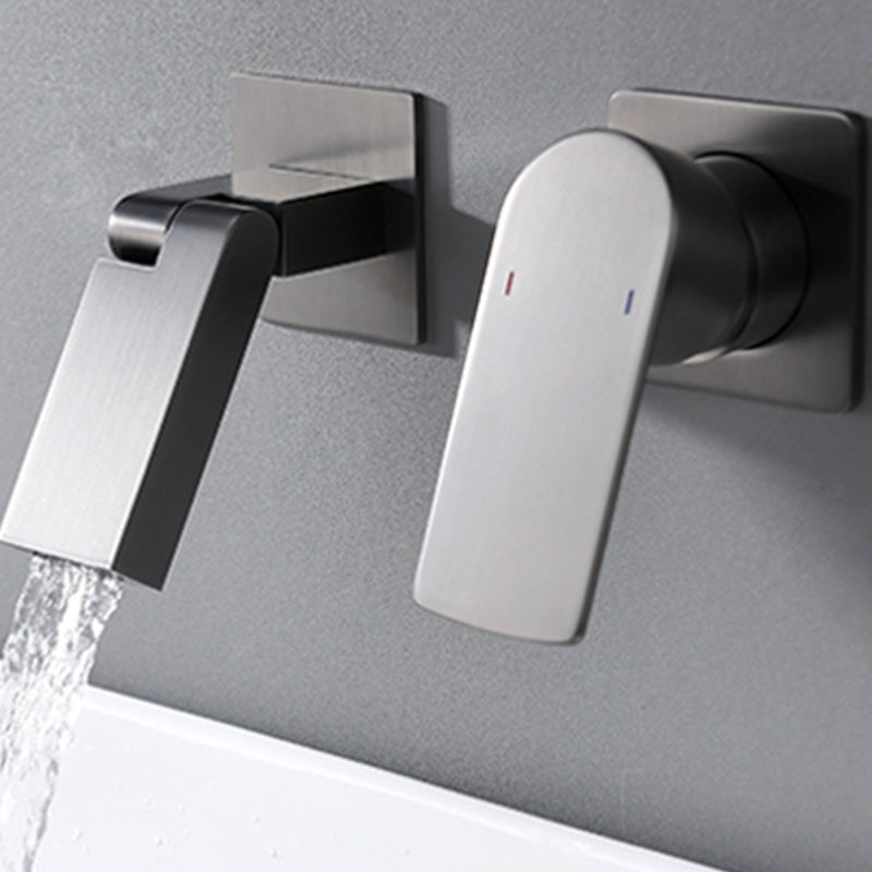 Modern Wall Mounted Bathroom Faucet Waterfall Spout Bathroom Faucet Clearhalo 'bathroom_sink_faucets' 'Conjunta de Baño y Conjunta de Grifo' 'Coronamiento de Baño y Dispositivo de Baño' 'Grifo del lavabo del baño' 'Hogar' 'home_improvement' 'home_improvement_bathroom_sink_faucets' 'Mejoras para el hogar' 7297343