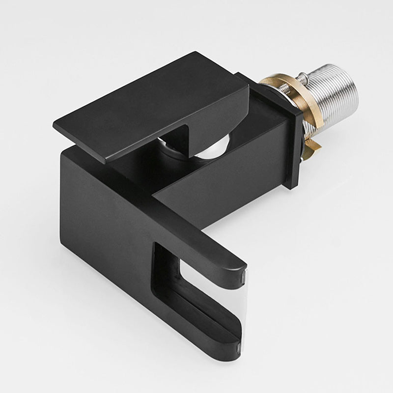 Modern Basin Lavatory Faucet Single-handle Vanity Sink Faucet Clearhalo 'Bathroom Remodel & Bathroom Fixtures' 'Bathroom Sink Faucets' 'Bathroom Sinks & Faucet Components' 'bathroom_sink_faucets' 'Home Improvement' 'home_improvement' 'home_improvement_bathroom_sink_faucets' 7308446