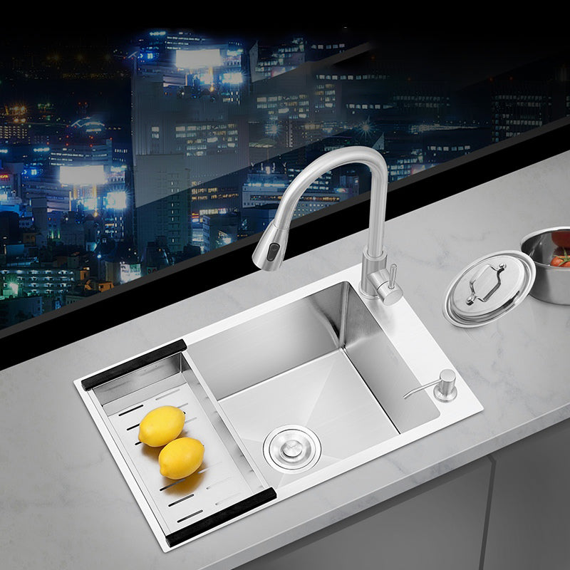 Modern Style Kitchen Sink Stainless Steel Soundproof Kitchen Sink with Basket Strainer 17.7"L x 15"W x 8.7"H Sink with Faucet Pull Out Faucet Clearhalo 'Home Improvement' 'home_improvement' 'home_improvement_kitchen_sinks' 'Kitchen Remodel & Kitchen Fixtures' 'Kitchen Sinks & Faucet Components' 'Kitchen Sinks' 'kitchen_sinks' 7308537