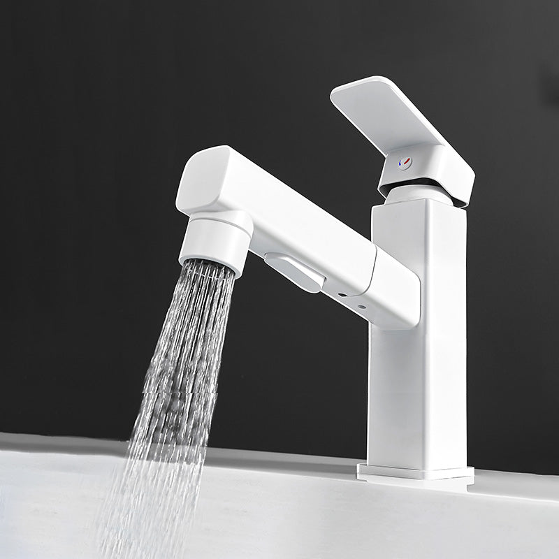 Modern Vessel Sink Faucet Lever Handle Pull-out Bathroom Faucet Branco Antigo Clearhalo 'bathroom_sink_faucets' 'Conjuntos de Torneiras de Lavatório e Banheiro' 'home_improvement' 'home_improvement_bathroom_sink_faucets' 'Mobiliário Doméstico' 'Página inicial' 'Renovação e equipamento de casa de banho' 'Torneira para lavatório de banheiro' 7313645
