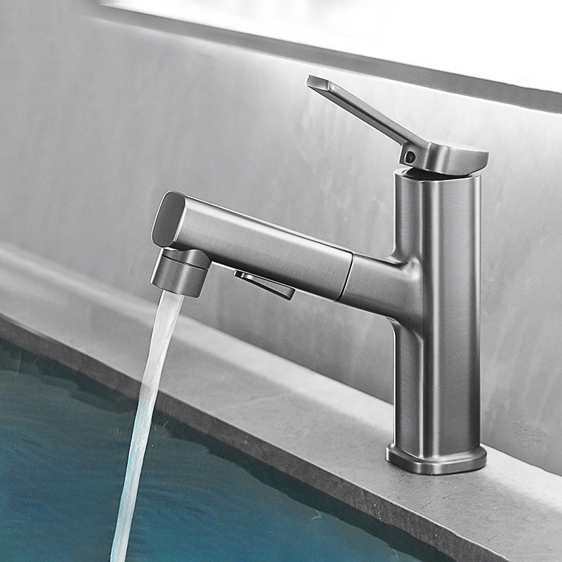 Modern Vessel Sink Faucet Lever Handle Pull-out Bathroom Faucet Urze Escura Cinzento Clearhalo 'bathroom_sink_faucets' 'Conjuntos de Torneiras de Lavatório e Banheiro' 'home_improvement' 'home_improvement_bathroom_sink_faucets' 'Mobiliário Doméstico' 'Página inicial' 'Renovação e equipamento de casa de banho' 'Torneira para lavatório de banheiro' 7313647