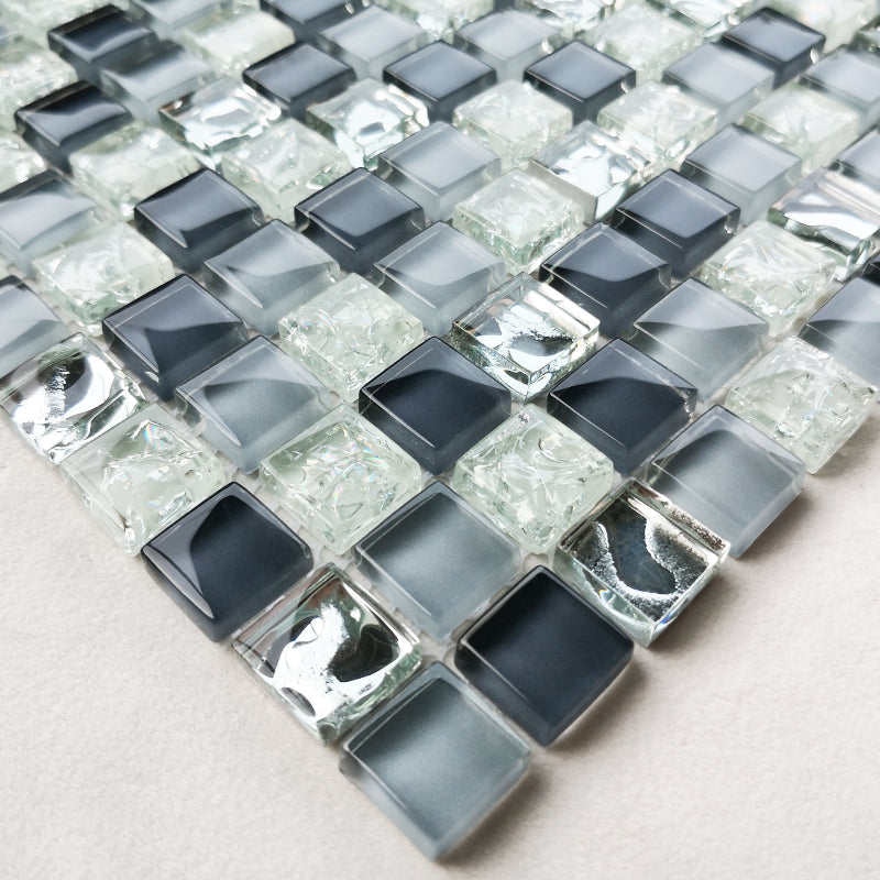 Glass Mosaic Tile Square Shape Wall Tile with Fade Resistant Gray-White Clearhalo 'Floor Tiles & Wall Tiles' 'floor_tiles_wall_tiles' 'Flooring 'Home Improvement' 'home_improvement' 'home_improvement_floor_tiles_wall_tiles' Walls and Ceiling' 7313935