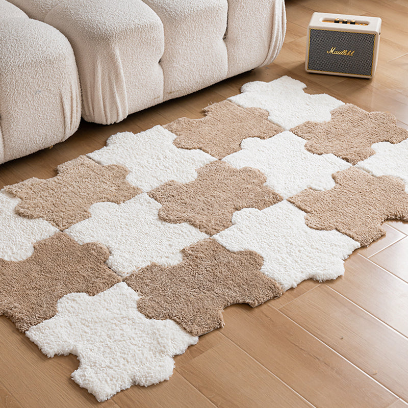 Modern Shag Carpet Tiles Puzzle Detail Color Block Indoor Carpet Tiles Clearhalo 'Carpet Tiles & Carpet Squares' 'carpet_tiles_carpet_squares' 'Flooring 'Home Improvement' 'home_improvement' 'home_improvement_carpet_tiles_carpet_squares' Walls and Ceiling' 7314034