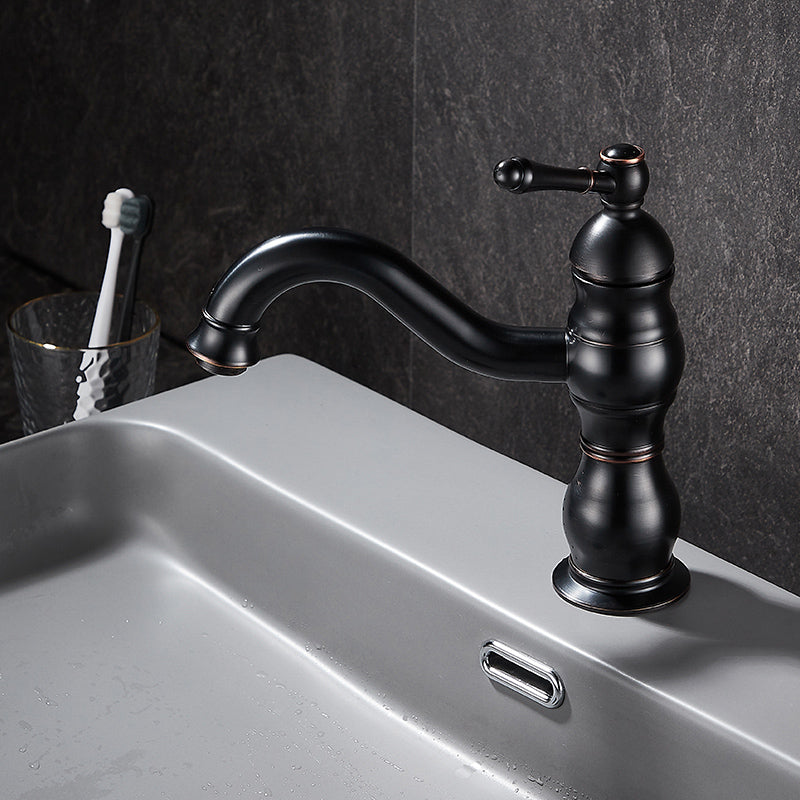 Traditional Wide Spread Bathroom Faucet Lever Handles Centerset Faucet Noir 7.9" Clearhalo 'Accueil' 'Amélioration Domiciliaire' 'bathroom_sink_faucets' 'Ensembles de Lavabo & de Robinet de Toilette' 'home_improvement' 'home_improvement_bathroom_sink_faucets' 'Robinet de Lavabo de Salle de Bain' 'Rénovation et Équipement de Salle de Bain' 7318599