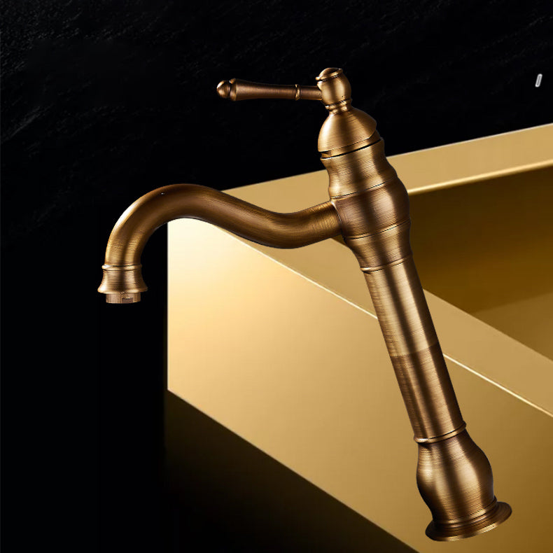 Traditional Wide Spread Bathroom Faucet Lever Handles Centerset Faucet Clearhalo 'Accueil' 'Amélioration Domiciliaire' 'bathroom_sink_faucets' 'Ensembles de Lavabo & de Robinet de Toilette' 'home_improvement' 'home_improvement_bathroom_sink_faucets' 'Robinet de Lavabo de Salle de Bain' 'Rénovation et Équipement de Salle de Bain' 7318608