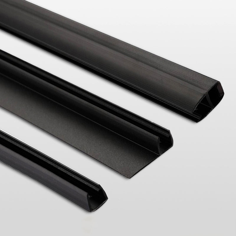 Tempered Frame Shower Doors Black Transparent Shower Bath Door Clearhalo 'Bathroom Remodel & Bathroom Fixtures' 'Home Improvement' 'home_improvement' 'home_improvement_shower_tub_doors' 'Shower and Tub Doors' 'shower_tub_doors' 'Showers & Bathtubs' 7319149