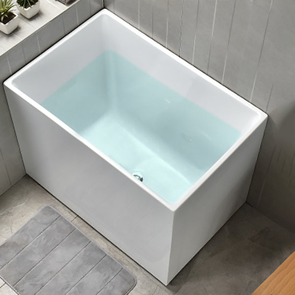 Modern Rectangular Bathtub Center Acrylic Stand Alone Soaking Bath Without Seat Clearhalo 'Bathroom Remodel & Bathroom Fixtures' 'Bathtubs' 'Home Improvement' 'home_improvement' 'home_improvement_bathtubs' 'Showers & Bathtubs' 7319801