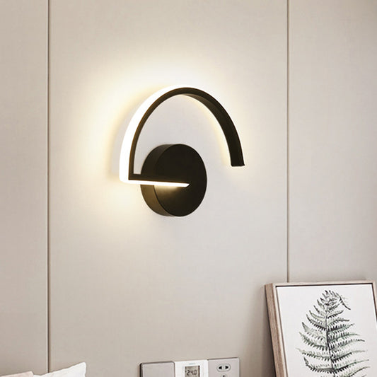 Black Semicircle Wall Light Minimalist LED Iron Wall Mount Sconce for Bedroom in Warm/White Light Clearhalo 'Cast Iron' 'Glass' 'Industrial' 'Modern wall lights' 'Modern' 'Tiffany' 'Traditional wall lights' 'Wall Lamps & Sconces' 'Wall Lights' Lighting' 732040
