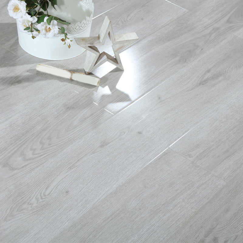 Traditional Wood Flooring Tiles Click-Locking Wire Brushed Flooring Planks White/ Gray Clearhalo 'Flooring 'Hardwood Flooring' 'hardwood_flooring' 'Home Improvement' 'home_improvement' 'home_improvement_hardwood_flooring' Walls and Ceiling' 7322576