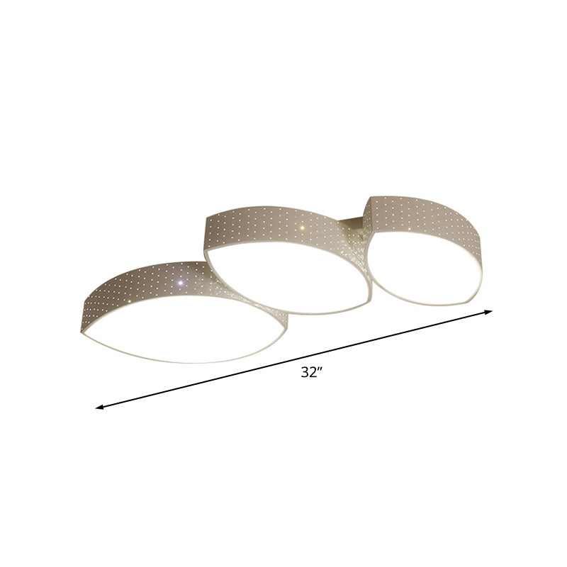 Minimalist 3-Leaf Ceiling Mounted Light Metal Living Room LED Flush Lamp Fixture in White Clearhalo 'Ceiling Lights' 'Close To Ceiling Lights' 'Close to ceiling' 'Flush mount' Lighting' 732336