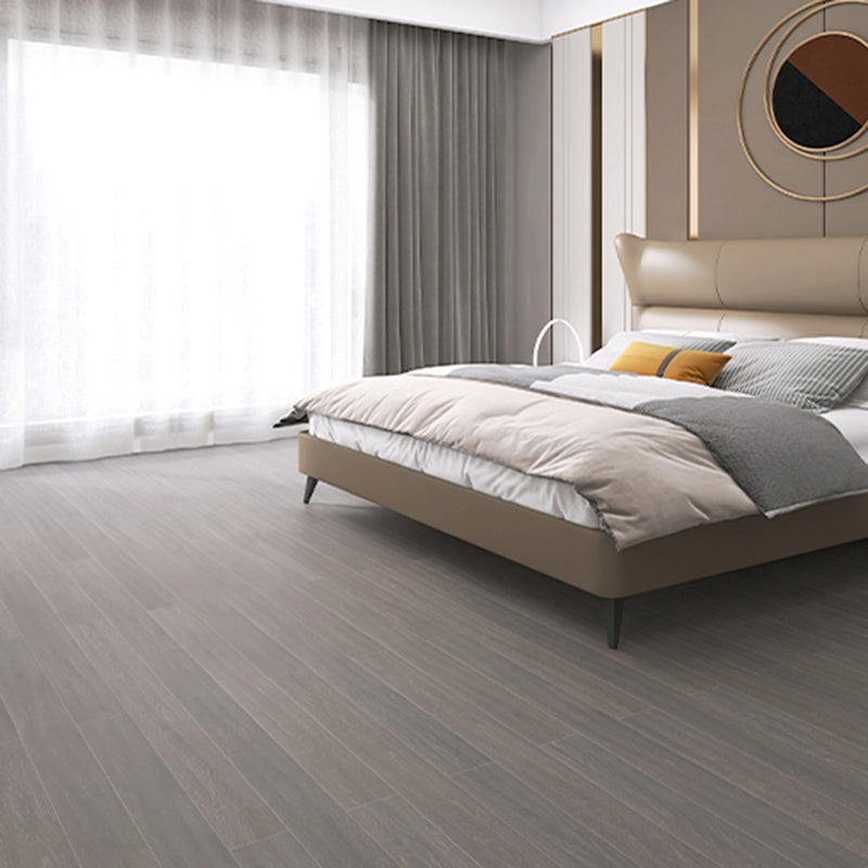Traditional Solid Wood Flooring Smooth Flooring Tiles Wood Floor Planks Clearhalo 'Flooring 'Hardwood Flooring' 'hardwood_flooring' 'Home Improvement' 'home_improvement' 'home_improvement_hardwood_flooring' Walls and Ceiling' 7324005