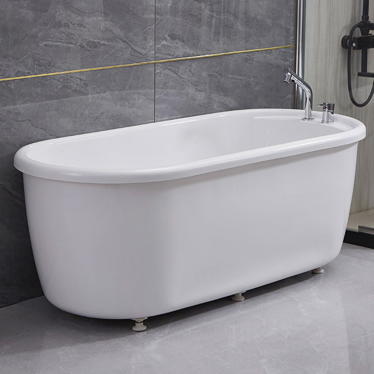 Modern Oval Bathtub Acrylic Stand Alone Soaking Soaking Bath 59"L x 26"W x 23"H Bathtub & Silver Two-Piece Set Clearhalo 'Bathroom Remodel & Bathroom Fixtures' 'Bathtubs' 'Home Improvement' 'home_improvement' 'home_improvement_bathtubs' 'Showers & Bathtubs' 7324532