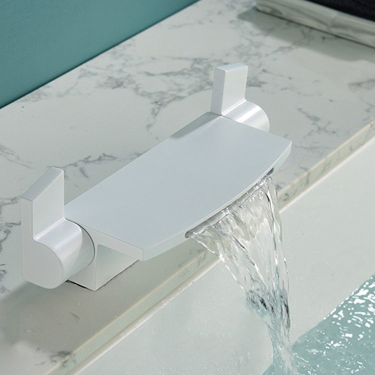 Brass Waterfall Spout Sink Faucet with 2-Handle Bathroom Faucet Clearhalo 'Bathroom Remodel & Bathroom Fixtures' 'Bathtub Faucets' 'bathtub_faucets' 'Home Improvement' 'home_improvement' 'home_improvement_bathtub_faucets' 7325151