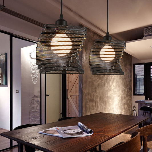 1 Bulb Twist Mesh Screen Pendant Light Industrial Black/White Metal Hanging Lamp with Triangle Shade Black Clearhalo 'Art Deco Pendants' 'Black' 'Cast Iron' 'Ceiling Lights' 'Ceramic' 'Crystal' 'Industrial Pendants' 'Industrial' 'Metal' 'Middle Century Pendants' 'Pendant Lights' 'Pendants' 'Rustic Pendants' 'Tiffany' Lighting' 73251
