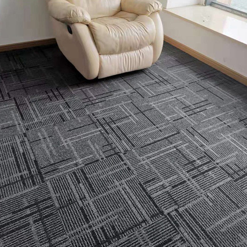 Carpet Tile Non-Skid Fade Resistant Geometry Loose Lay Carpet Tiles Clearhalo 'Carpet Tiles & Carpet Squares' 'carpet_tiles_carpet_squares' 'Flooring 'Home Improvement' 'home_improvement' 'home_improvement_carpet_tiles_carpet_squares' Walls and Ceiling' 7325227