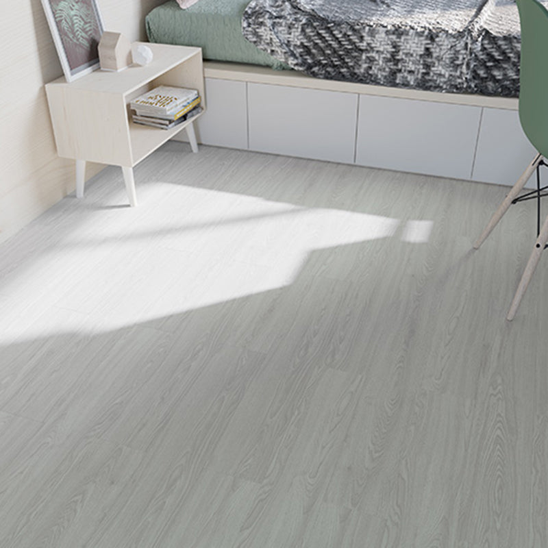 Peel and Stick PVC Flooring Smooth Wood Look Effect Non-slip Vinyl Flooring Light Gray Clearhalo 'Flooring 'Home Improvement' 'home_improvement' 'home_improvement_vinyl_flooring' 'Vinyl Flooring' 'vinyl_flooring' Walls and Ceiling' 7326007
