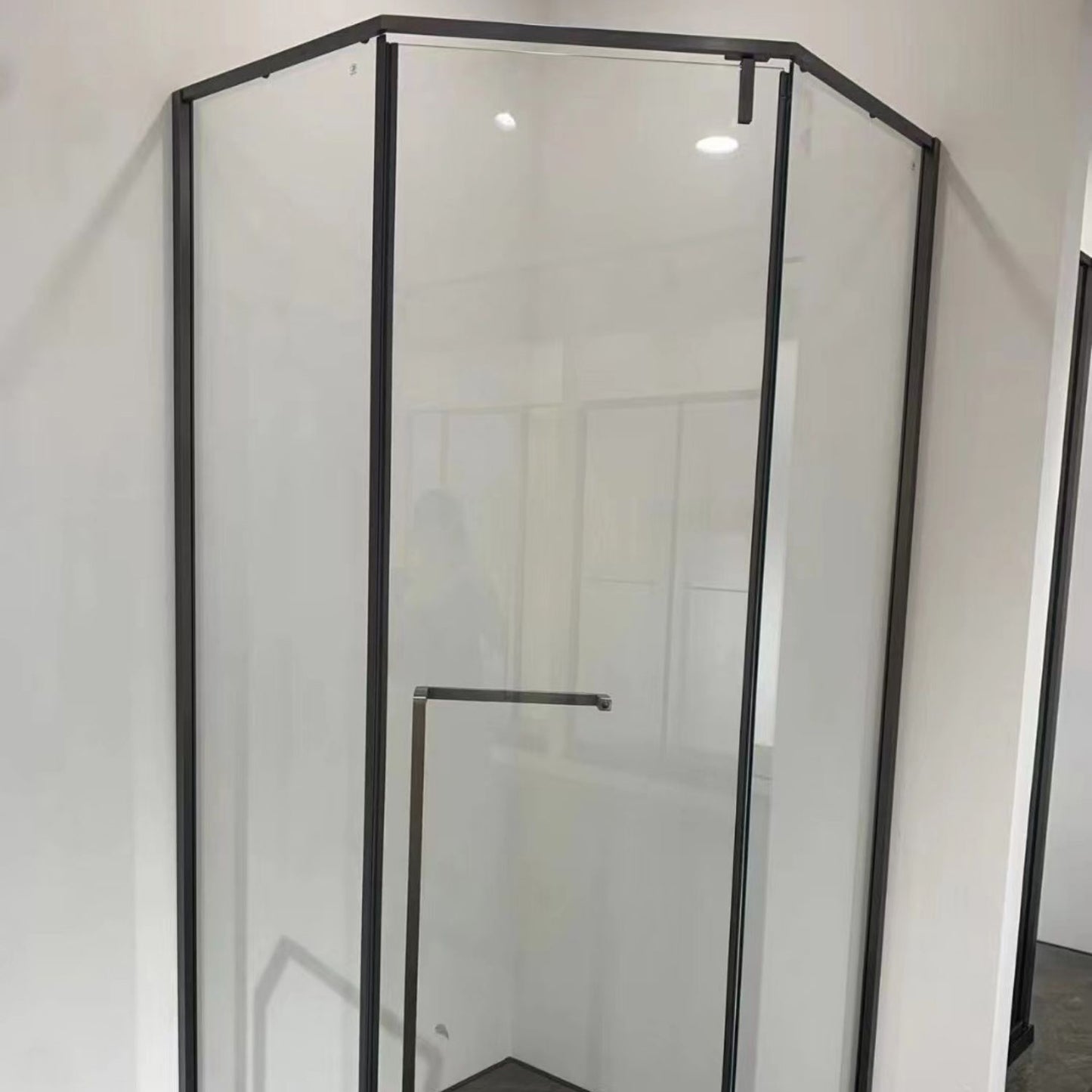Neo-Angle Framed Shower Enclosure Black Tempered Glass Framed Shower Clearhalo 'Bathroom Remodel & Bathroom Fixtures' 'Home Improvement' 'home_improvement' 'home_improvement_shower_stalls_enclosures' 'Shower Stalls & Enclosures' 'shower_stalls_enclosures' 'Showers & Bathtubs' 7327634