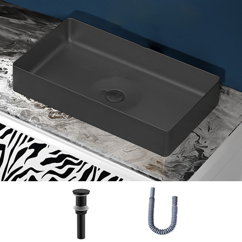 Modern Bathroom Sink with Pop-Up Drain Rectangular Metal Vessel Bathroom Sink Black Unavailiable Sink Clearhalo 'Bathroom Remodel & Bathroom Fixtures' 'Bathroom Sinks & Faucet Components' 'Bathroom Sinks' 'bathroom_sink' 'Home Improvement' 'home_improvement' 'home_improvement_bathroom_sink' 7327836