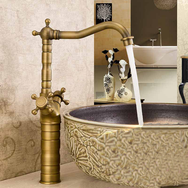 Traditional Kitchen Faucet Brass High Arc Gold Standard Kitchen Faucets with Double Handle Clearhalo 'Home Improvement' 'home_improvement' 'home_improvement_kitchen_faucets' 'Kitchen Faucets' 'Kitchen Remodel & Kitchen Fixtures' 'Kitchen Sinks & Faucet Components' 'kitchen_faucets' 7328839
