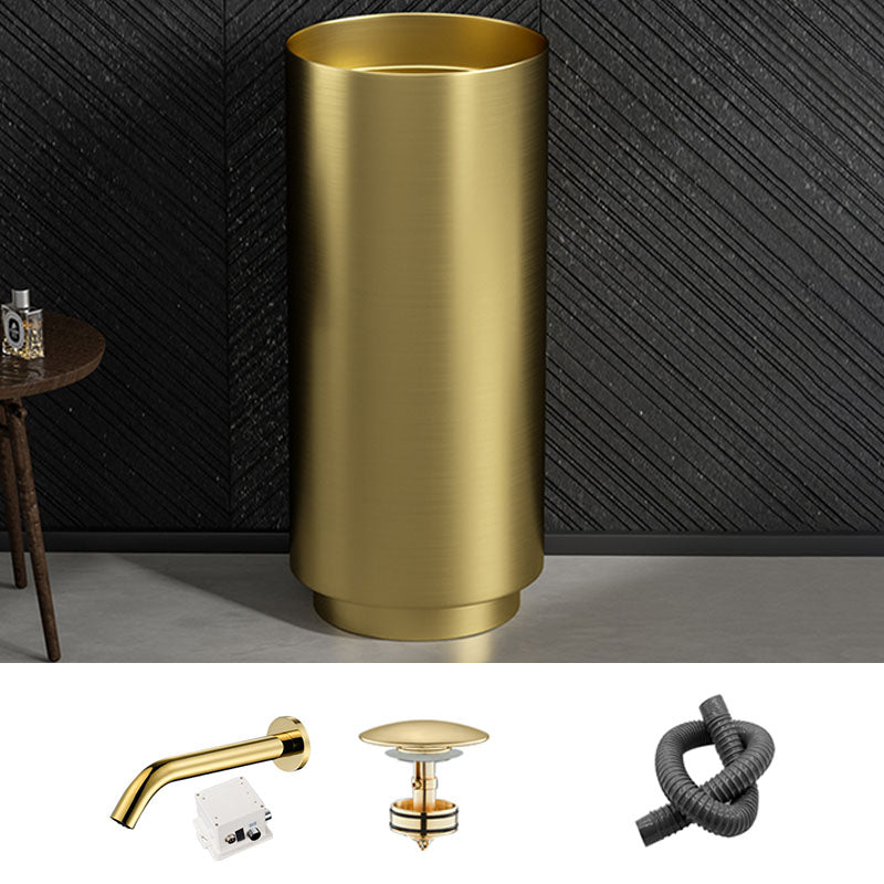 Modern Bathroom Sink Metal Round with Pop-Up Drain Pedestal Sink Gold Single Hole Sink with Faucet Clearhalo 'Bathroom Remodel & Bathroom Fixtures' 'Bathroom Sinks & Faucet Components' 'Bathroom Sinks' 'bathroom_sink' 'Home Improvement' 'home_improvement' 'home_improvement_bathroom_sink' 7333096