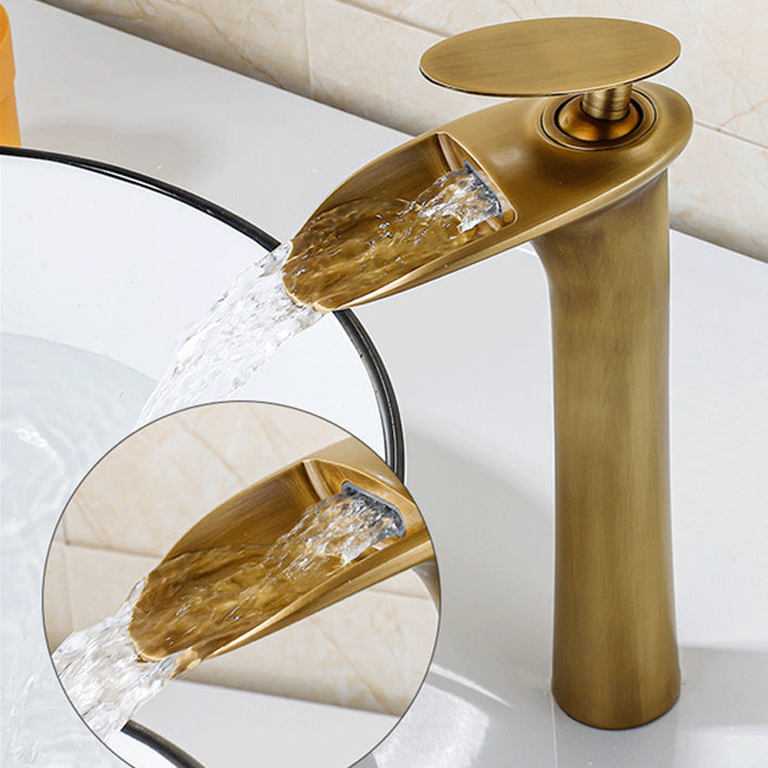 Farmhouse Wide Spread Bathroom Faucet Brass Lever Lavatory Faucet Clearhalo 'Bathroom Remodel & Bathroom Fixtures' 'Bathroom Sink Faucets' 'Bathroom Sinks & Faucet Components' 'bathroom_sink_faucets' 'Home Improvement' 'home_improvement' 'home_improvement_bathroom_sink_faucets' 7334457