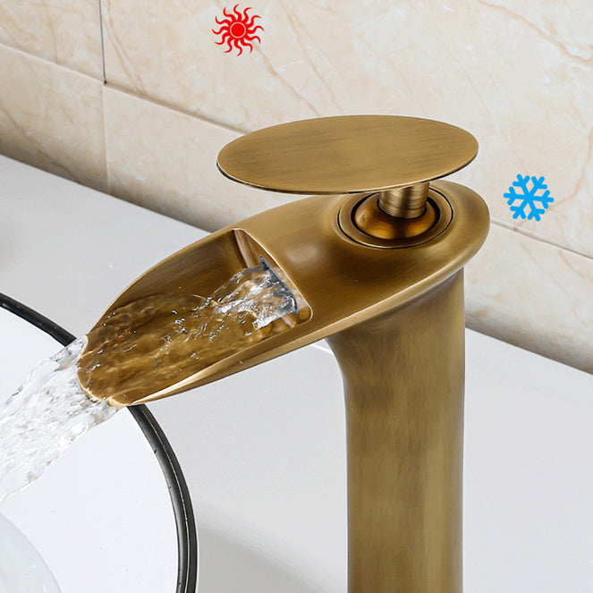 Farmhouse Wide Spread Bathroom Faucet Brass Lever Lavatory Faucet Clearhalo 'Bathroom Remodel & Bathroom Fixtures' 'Bathroom Sink Faucets' 'Bathroom Sinks & Faucet Components' 'bathroom_sink_faucets' 'Home Improvement' 'home_improvement' 'home_improvement_bathroom_sink_faucets' 7334460